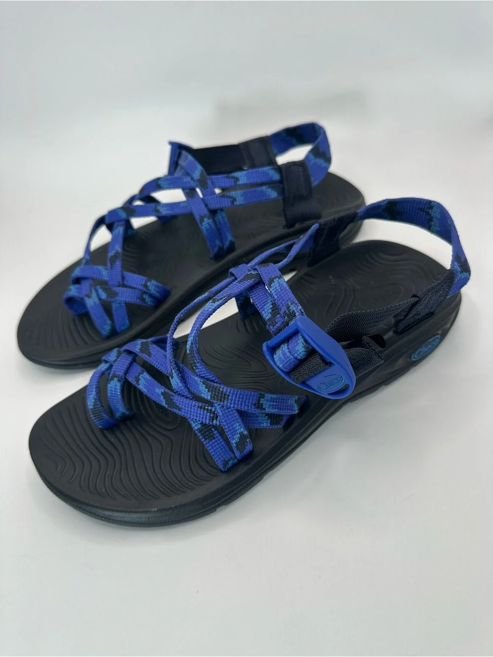 Chaco Z/Cloud X2 Womens Sport Sandals Blue Black Geometric Strappy Toe Loop 8